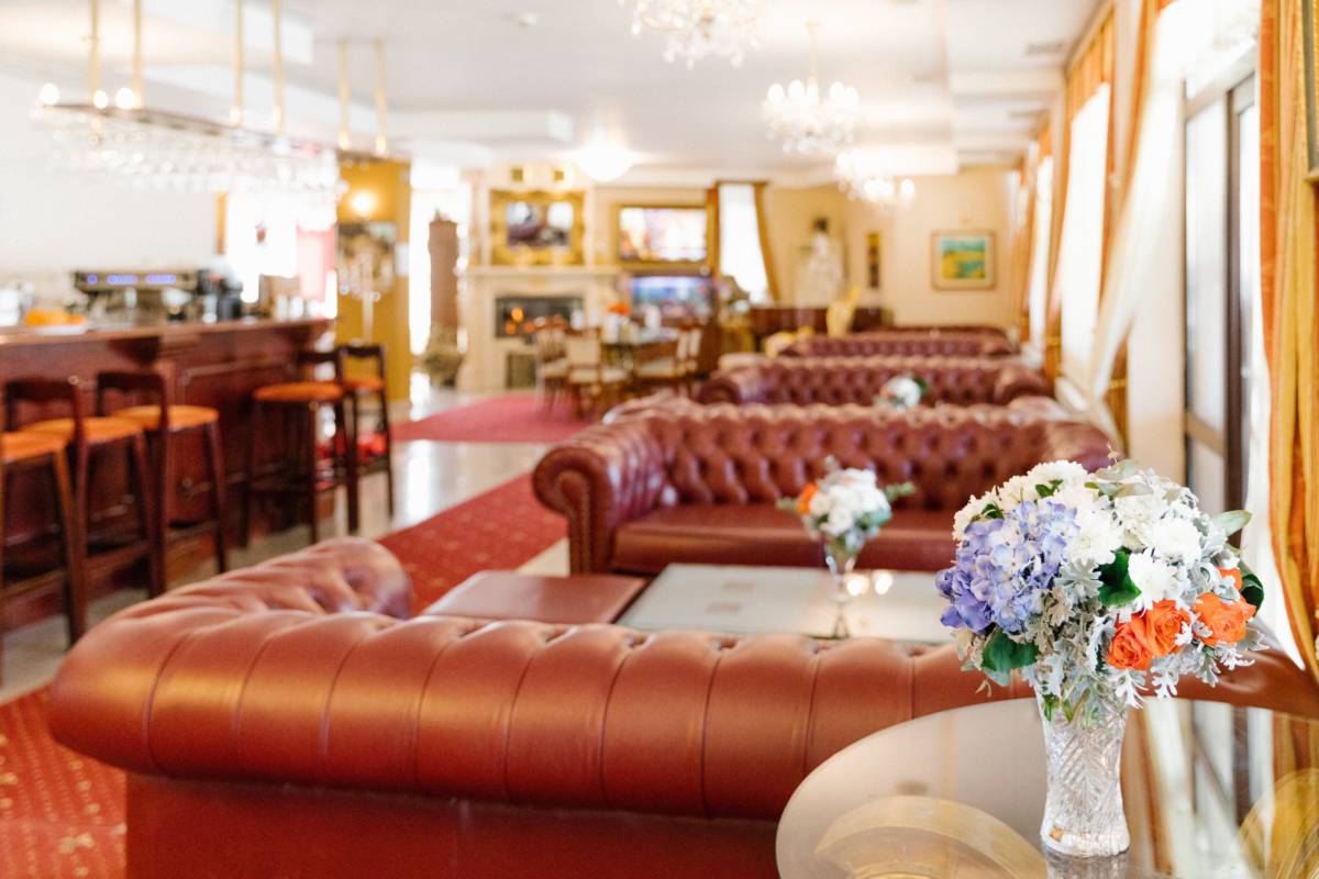 Elegant Lux Hotel-Lobby.jpg
