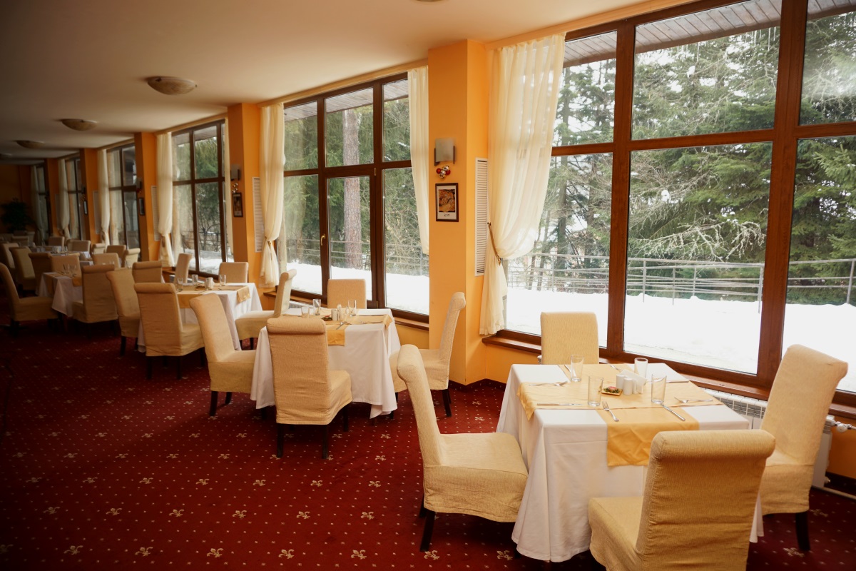 Hotel Edelweiss Borovets-Restoran.jpg