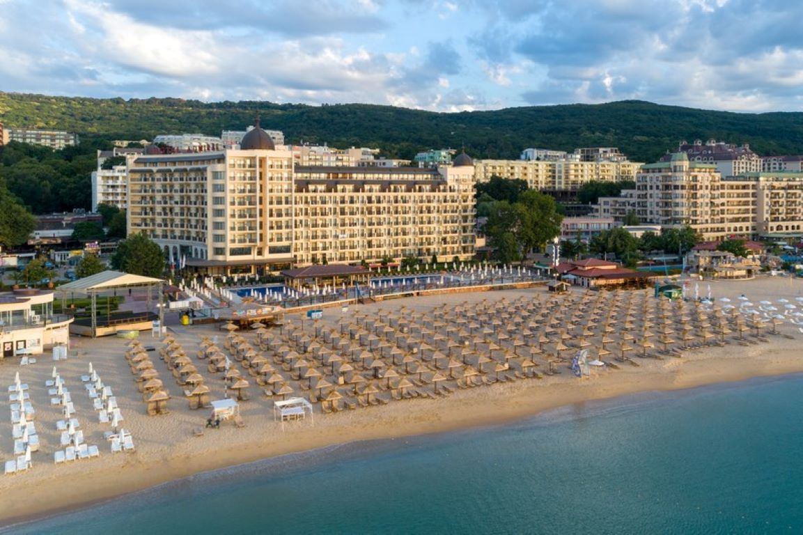 Admiral Hotel-Pogled na hotel.jpg