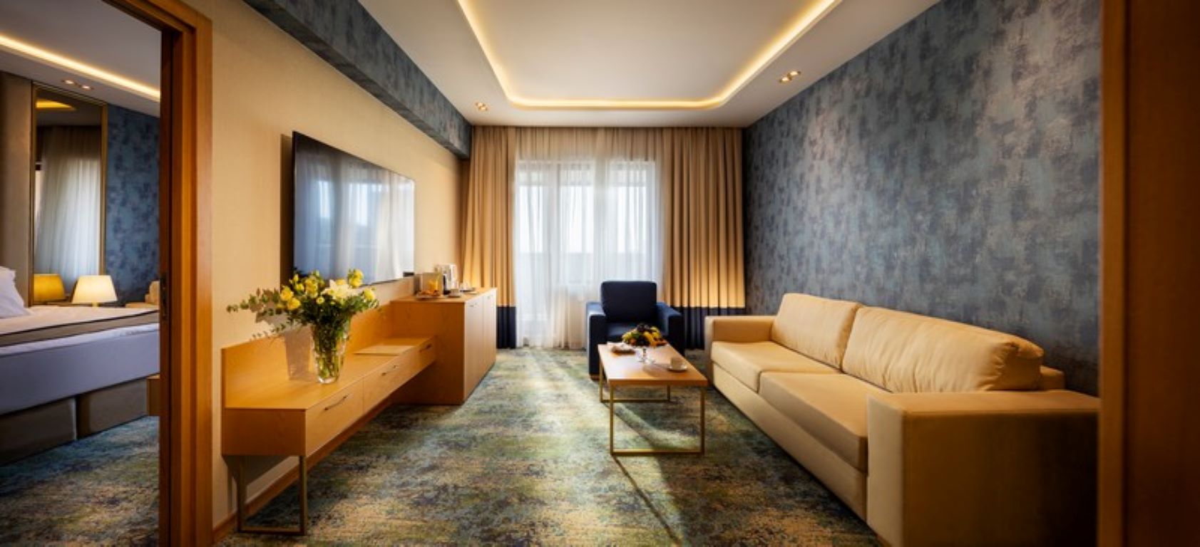 Hotel Admiral-Delux suite.jpg