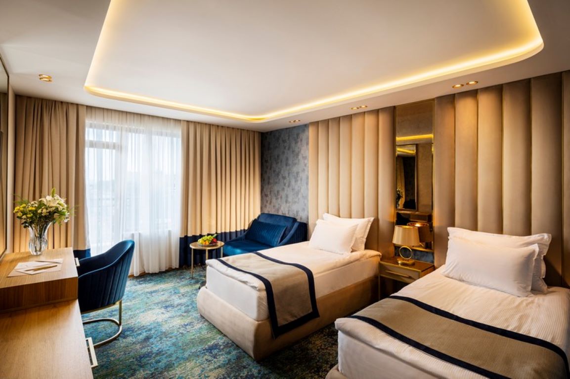 Hotel Admiral-Standardna delux soba.jpg