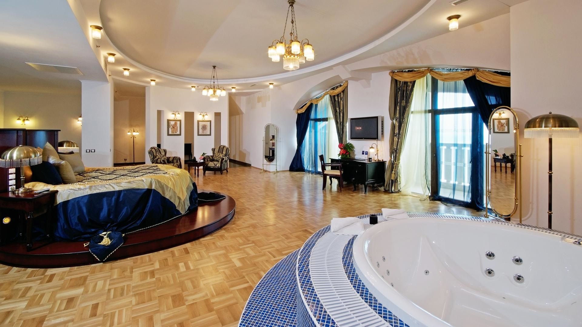 Hotel Melia Grand Hermitage-The Level romance suite.jpg