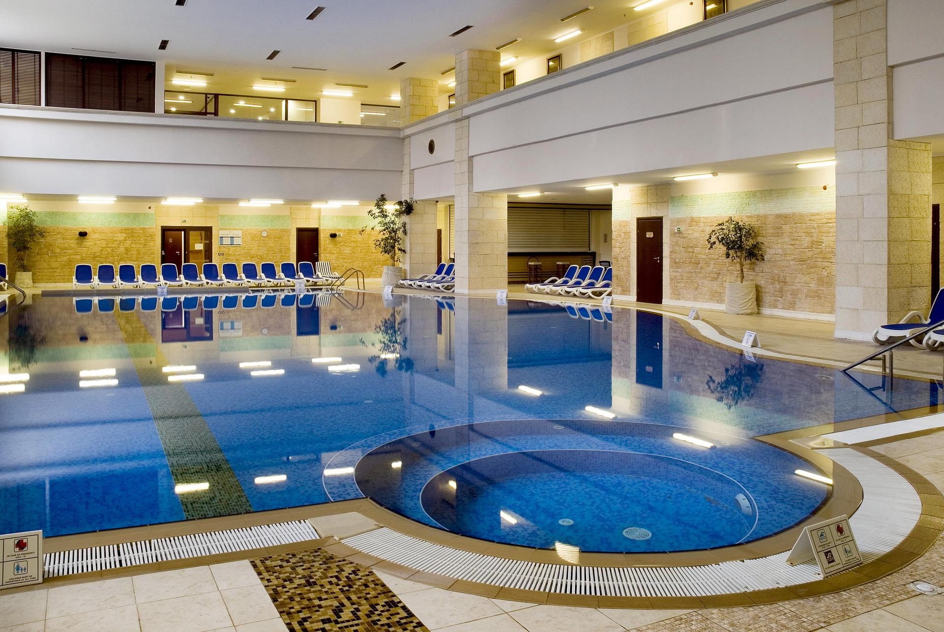 Hotel Melia Grand Hermitage-Zatvoreni bazen.jpg