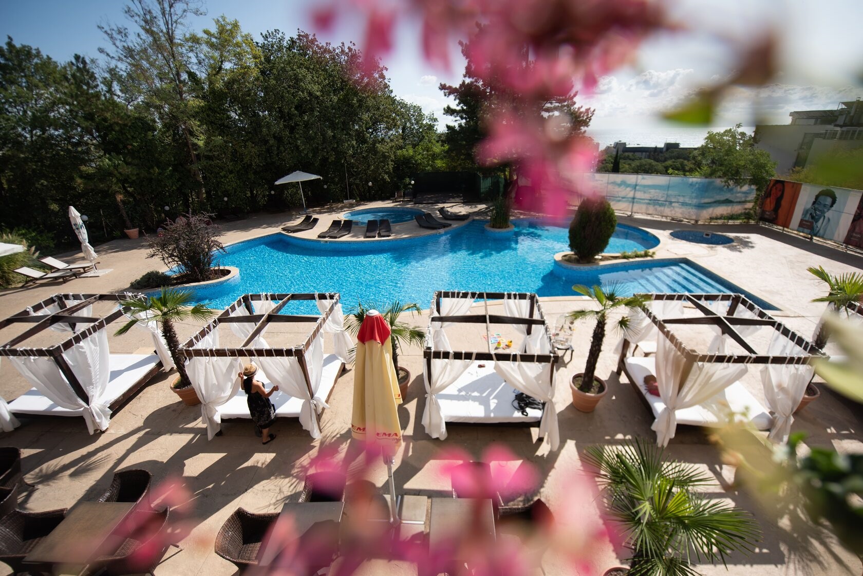 Hotel Apollo Golden Sands-Otvoreni bazen.jpg