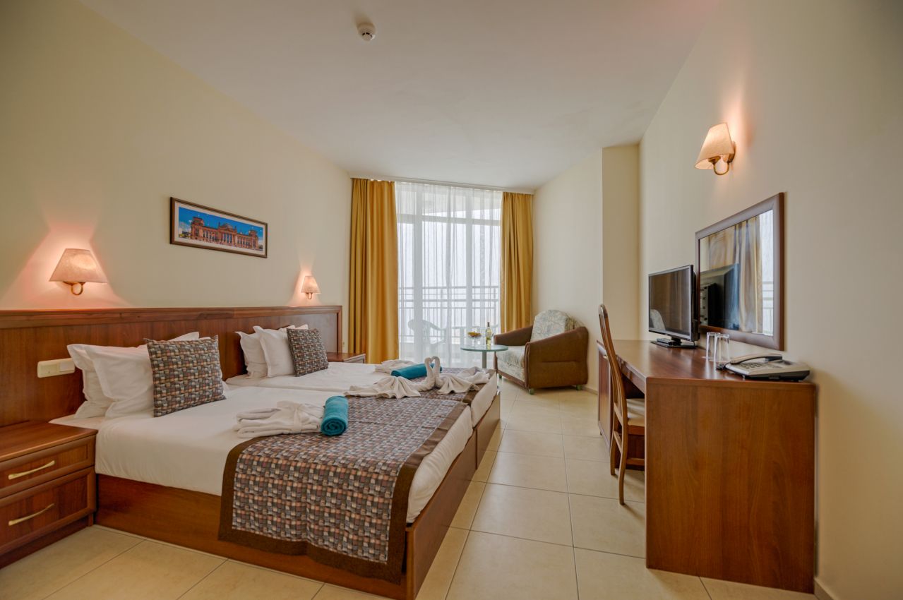 Hotel Berlin Golden Sands-Standardna soba.jpg