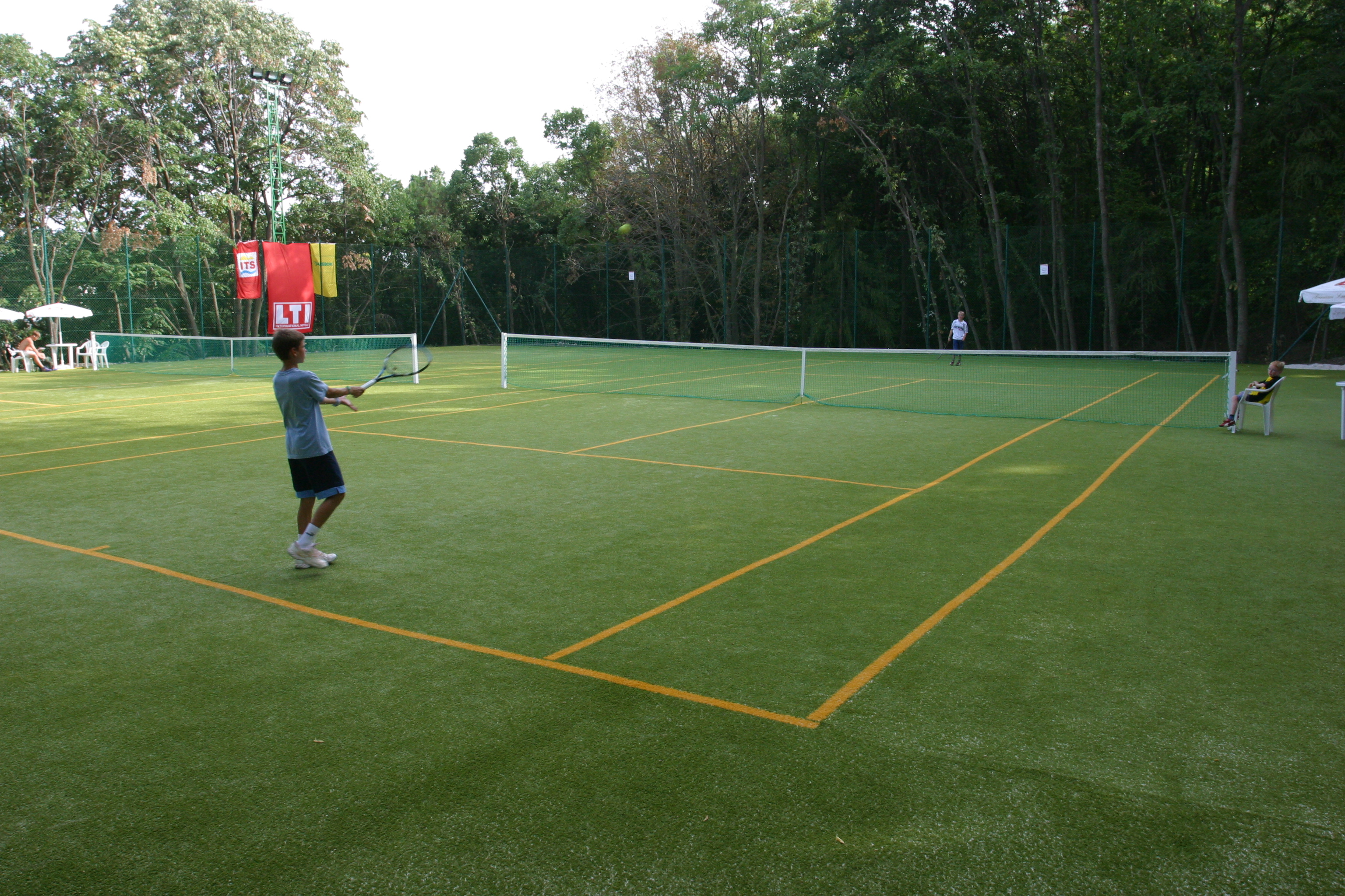 Berlin Green Park-Tenis.JPG