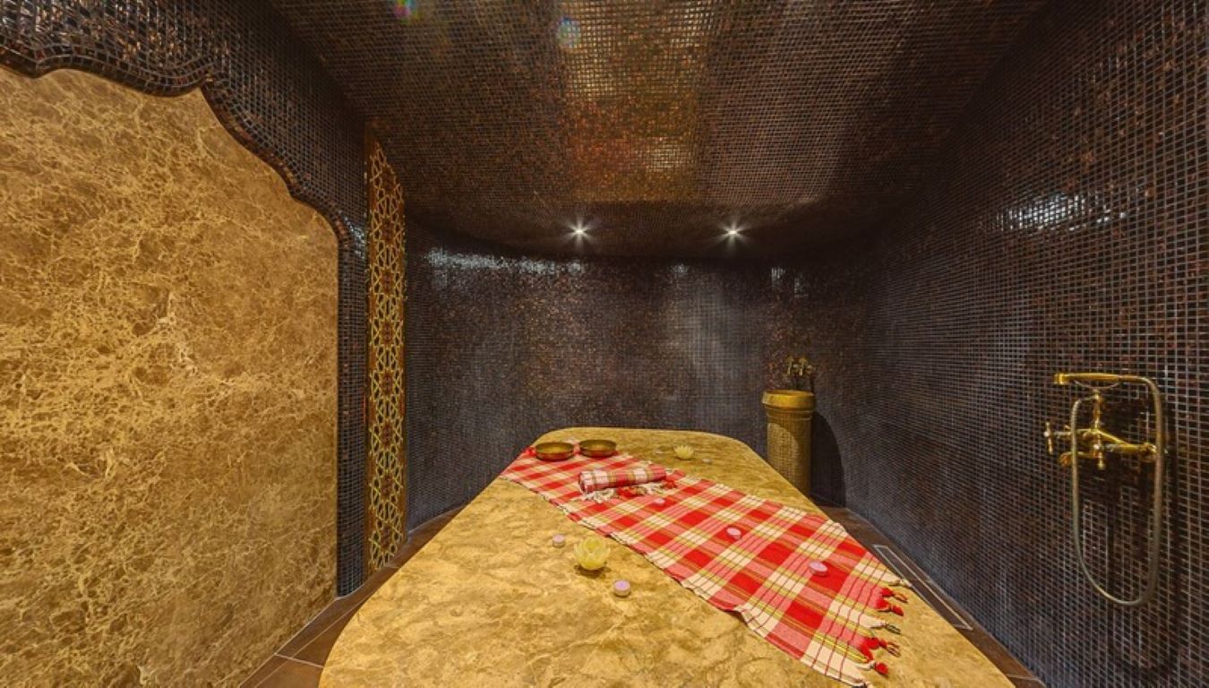 Elena-Hamam.jpg