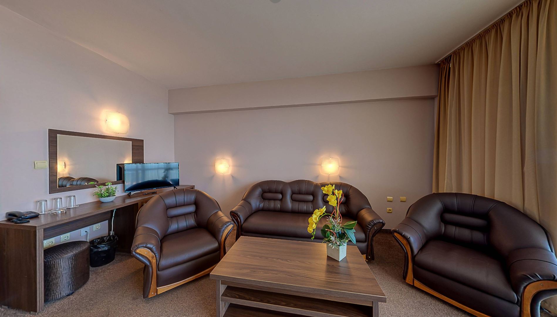 Elena Hotel-Studio.jpg