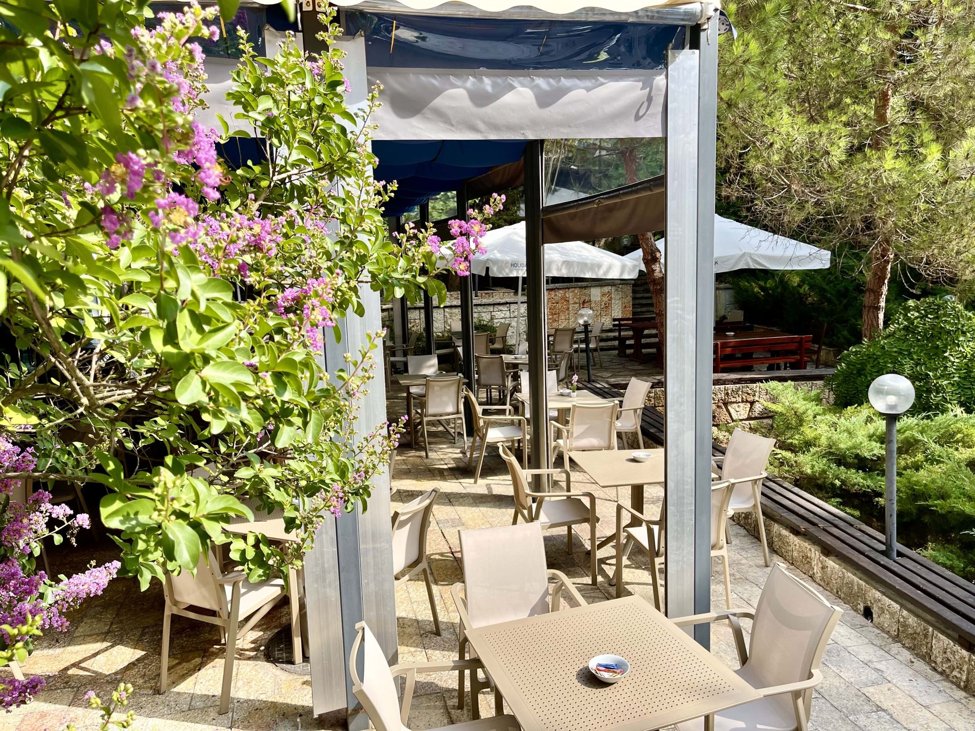 Holiday Park-Basta restorana.jpg