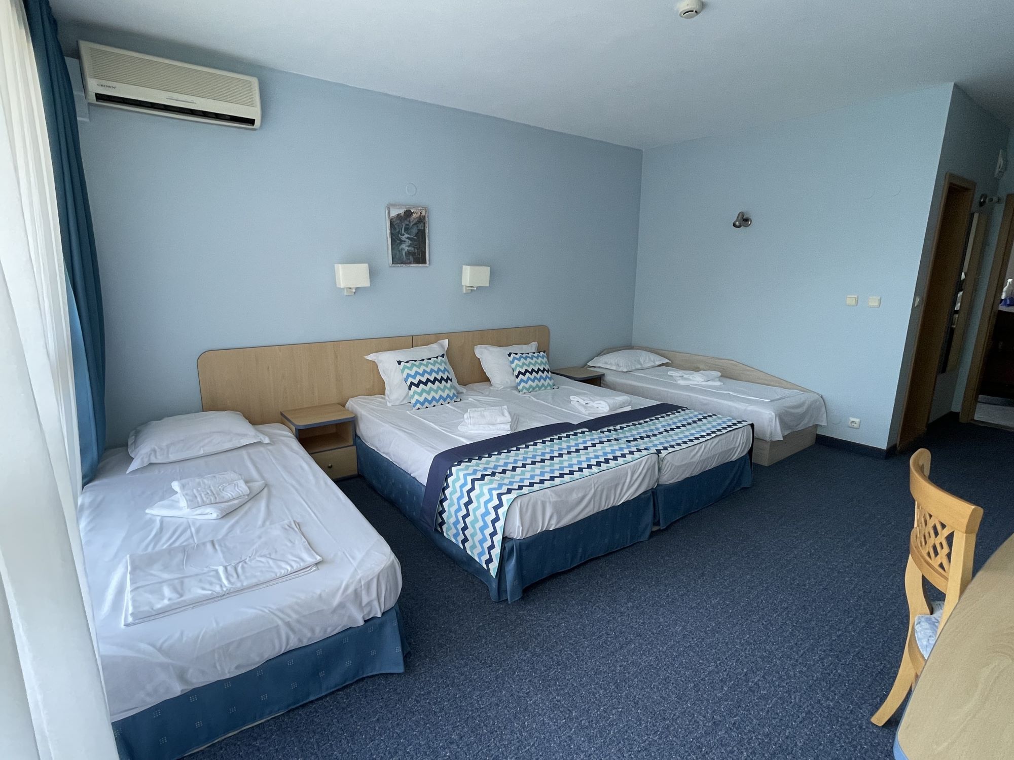 Holiday Park Hotel-Porodicna soba.jpg