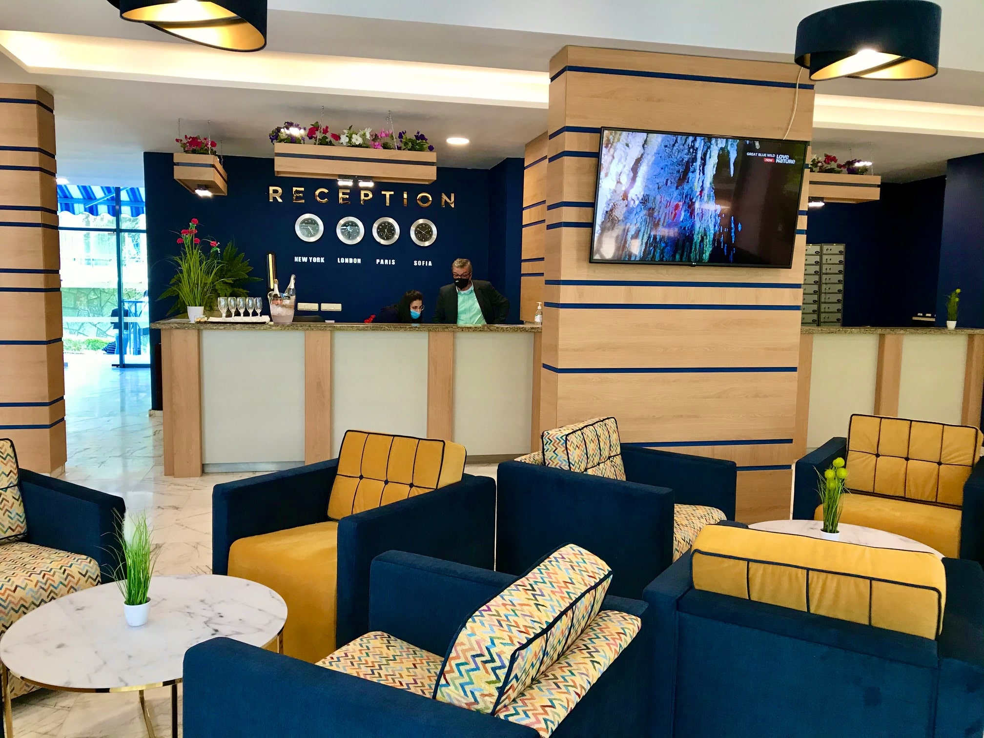 Hotel Holiday Park-Recepcija.jpeg