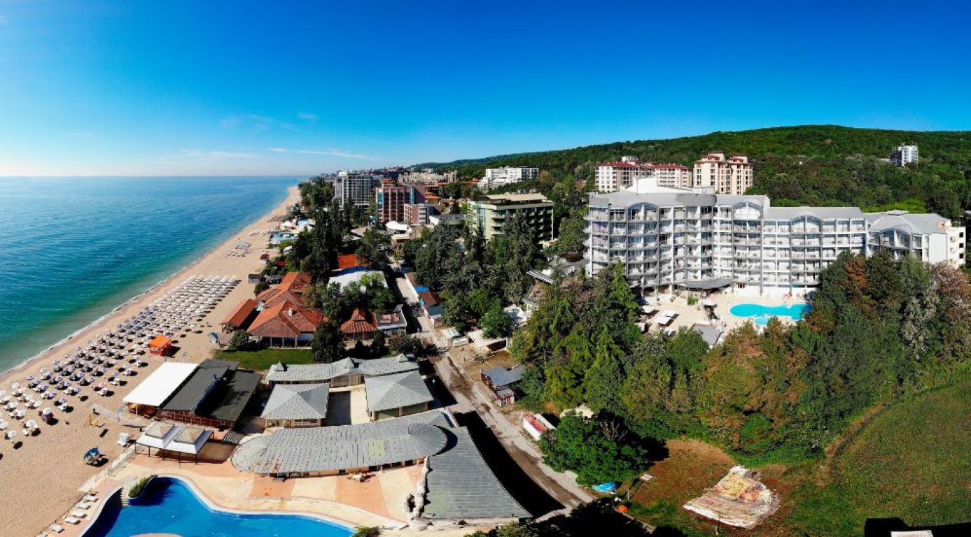 Hotel Luna-Panorama.jpg