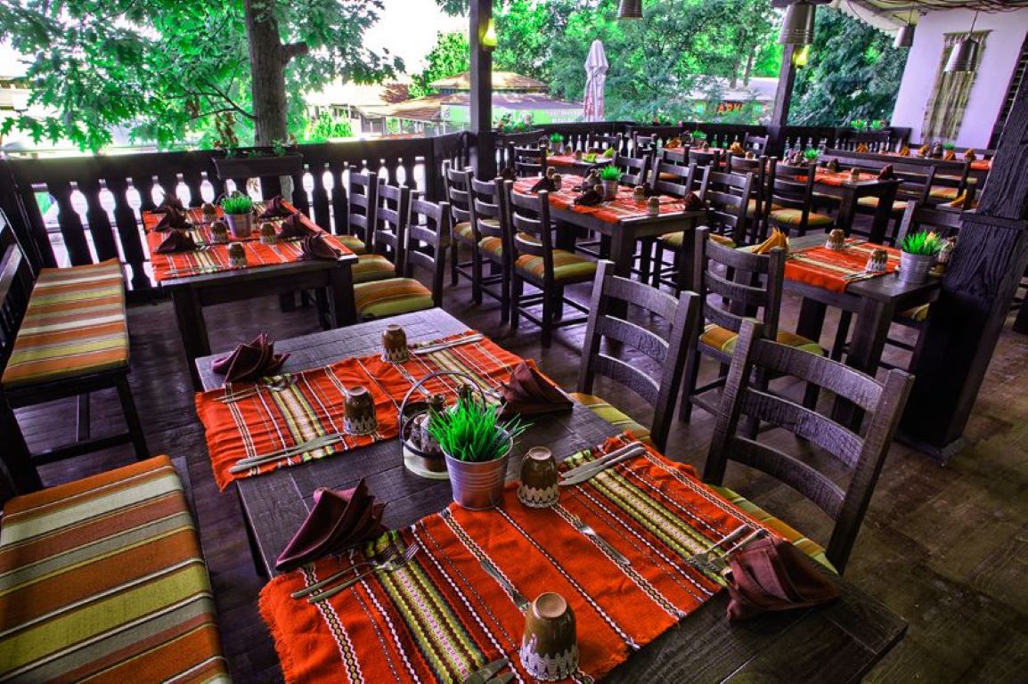 Hotel Luna-Taverna.jpg