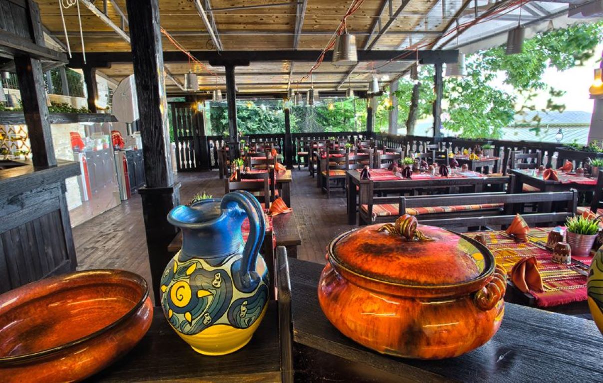 Luna Hotel-Taverna.jpg
