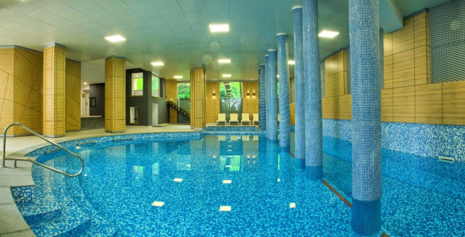Luna Hotel-Zatvoreni bazen.jpg