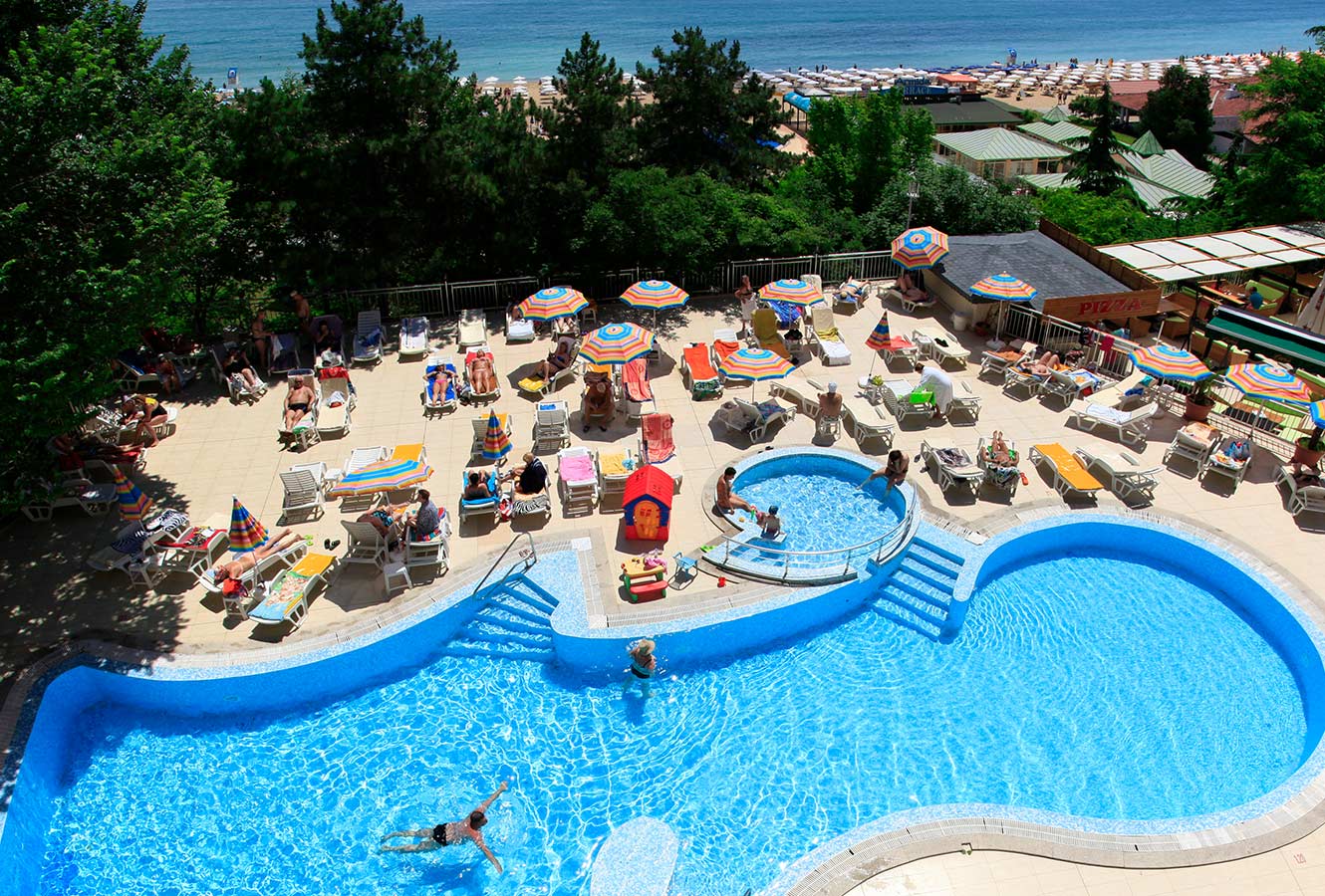 Luna Hotel-bazen.jpg