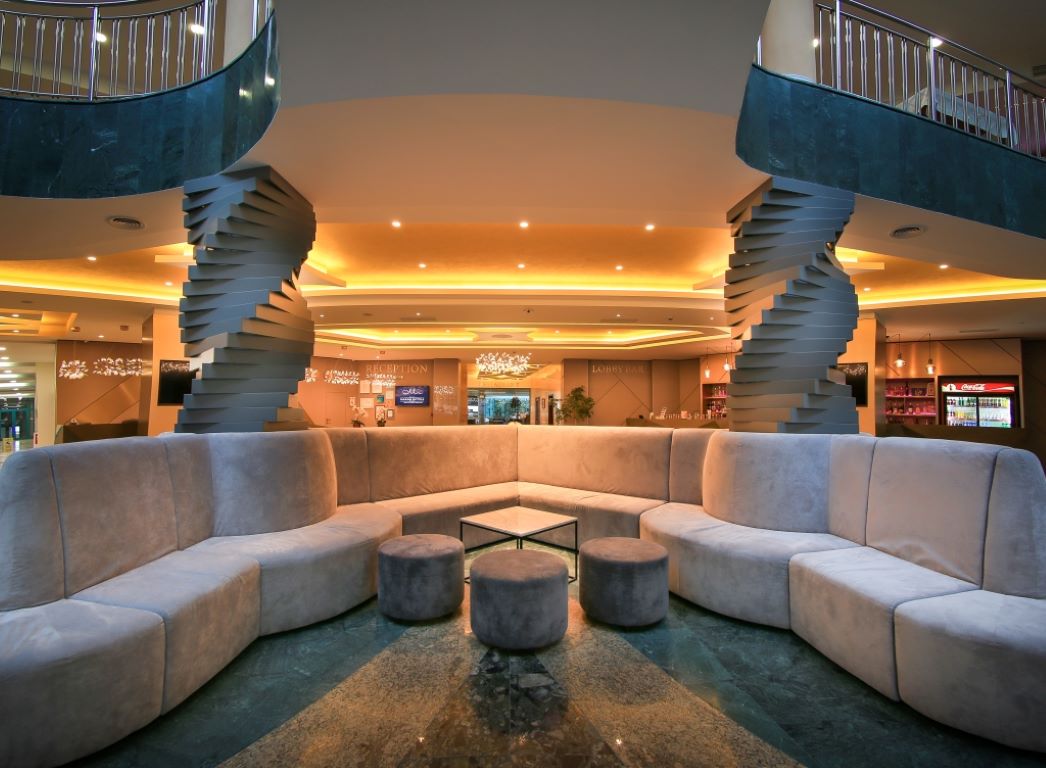 Hotel Marina Grand Beach-Recepcija.jpg