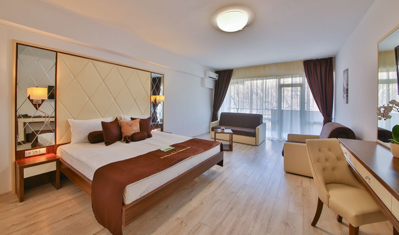 Hotel Prestige Deluxe Aquapark Club-Porodicna delux soba.jpg