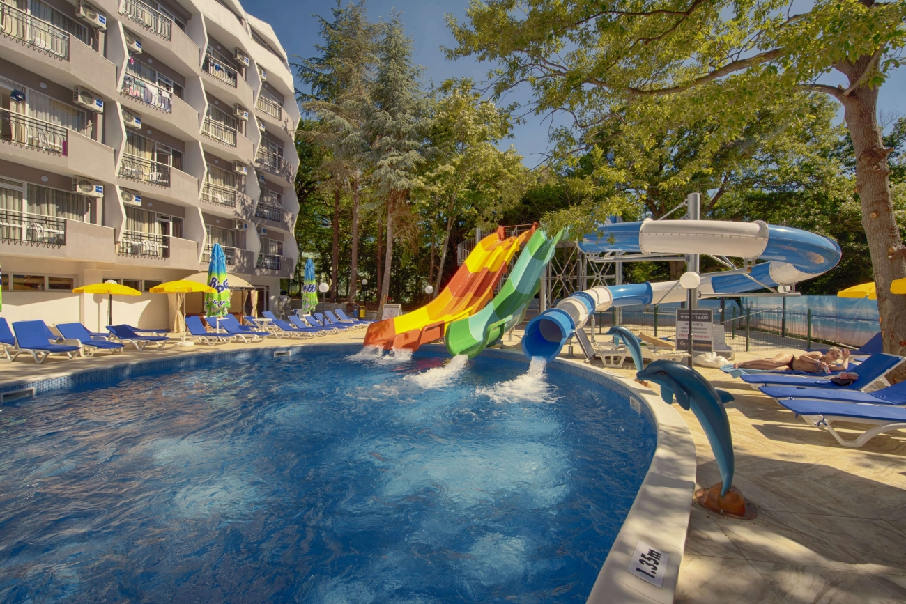 Prestige Deluxe Aquapark Club Hotel-Aquapark.jpg