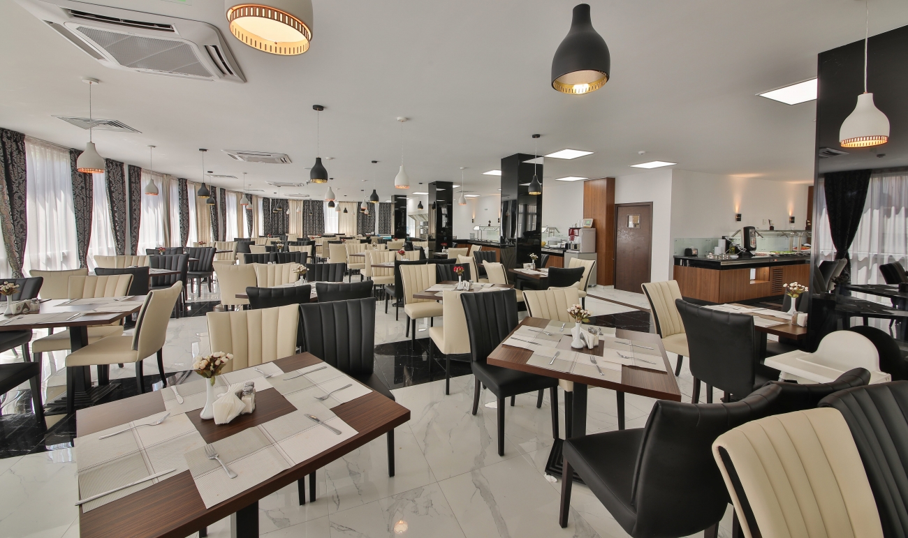 Prestige Deluxe Aquapark Club Hotel-Restoran.jpg
