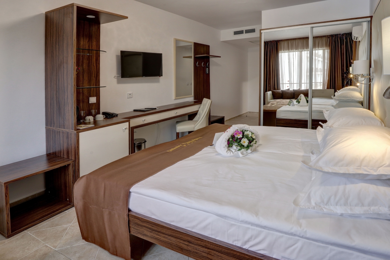 Hotel Prestige Hotel & Aquapark-Premium soba.jpg