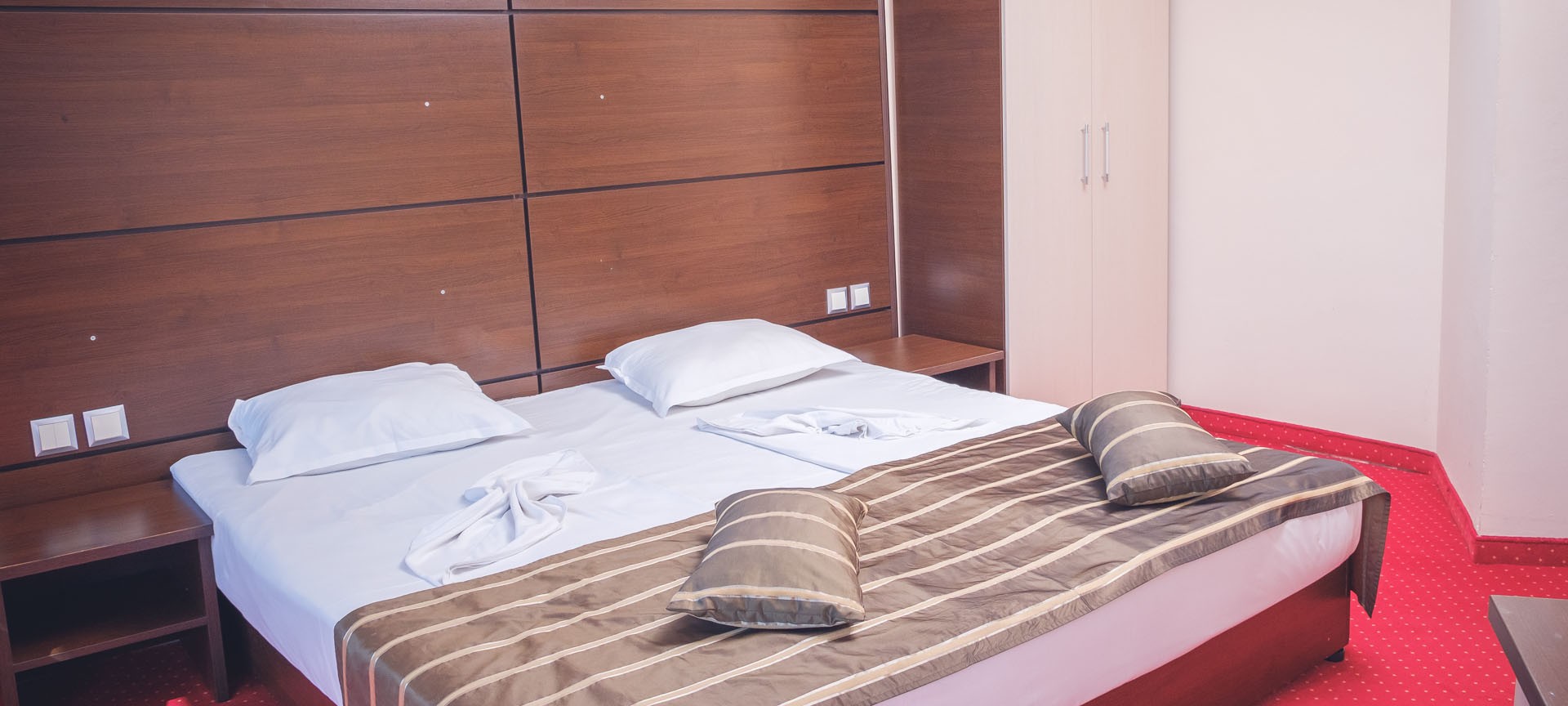 Hotel Royal-Standardna soba.jpg