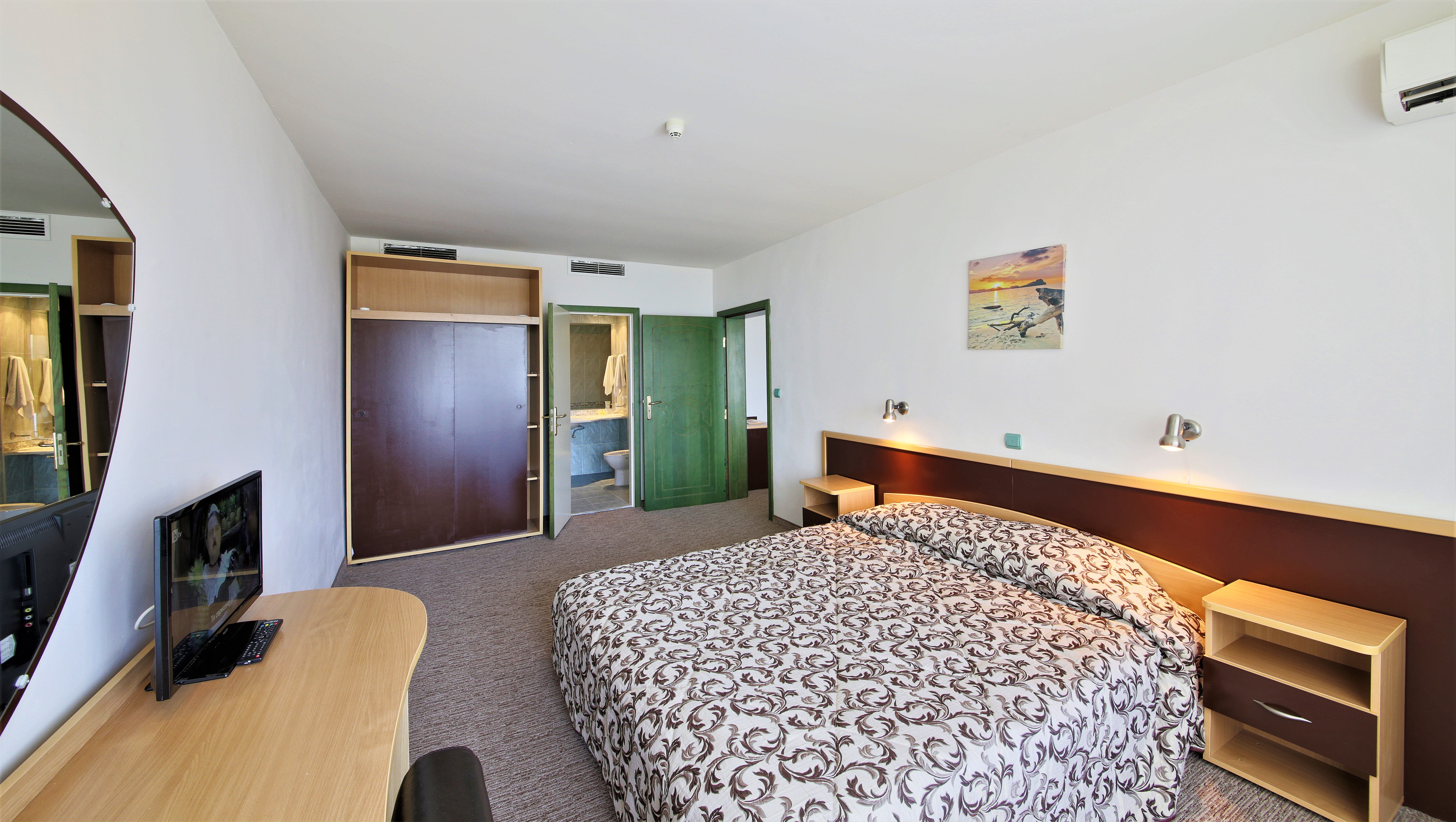 Shipka Hotel-Suite.jpg