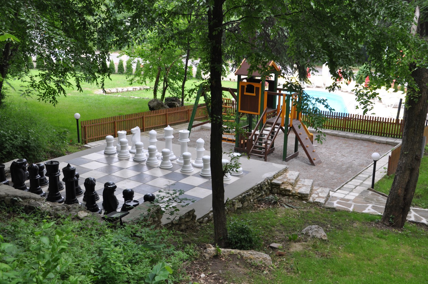 Gradina Hotel-Igraliste.jpg