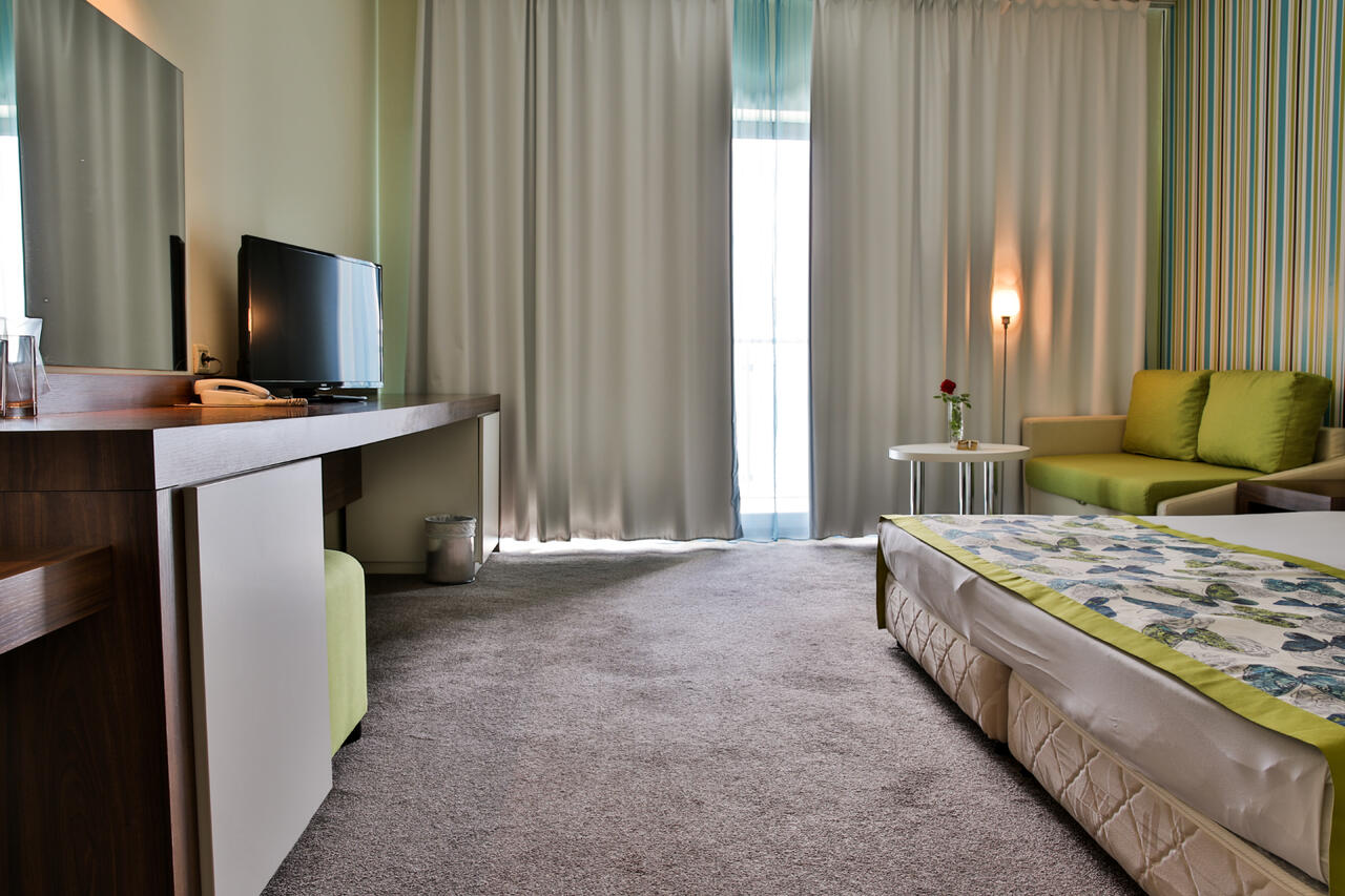 Hotel Park Golden Beach-Standardna soba large.jpg