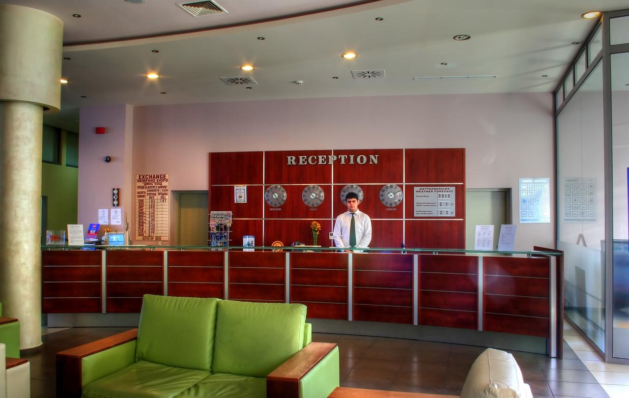 Park Hotel Golden Beach-Recepcija.jpg