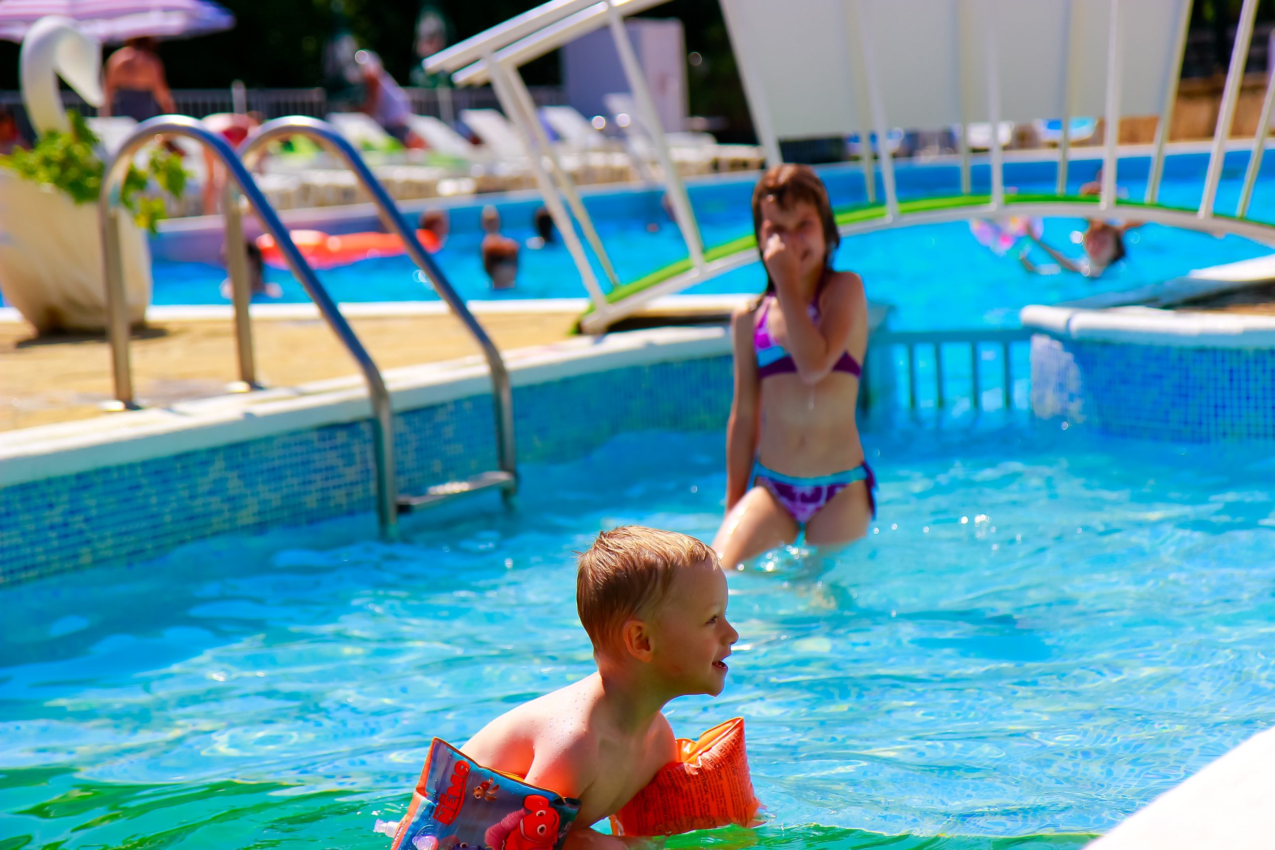 Hotel Kini Park-Bazen deciji deo.jpg