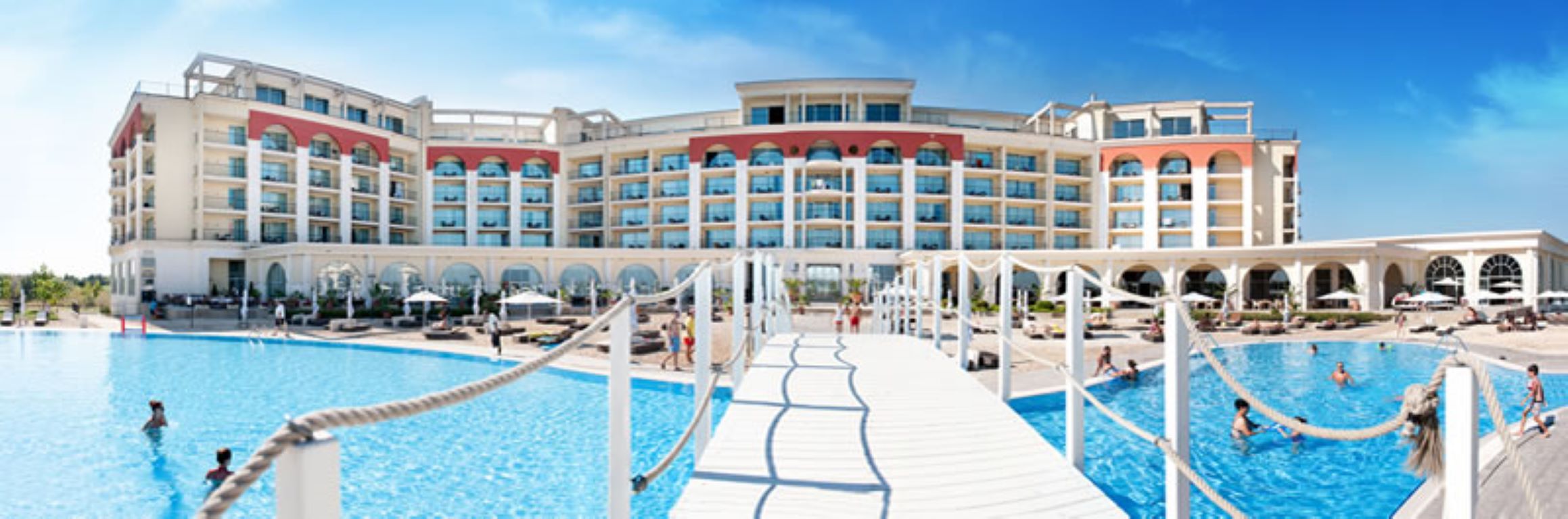Lighthouse Golf & Spa-Pogled na hotel.jpg