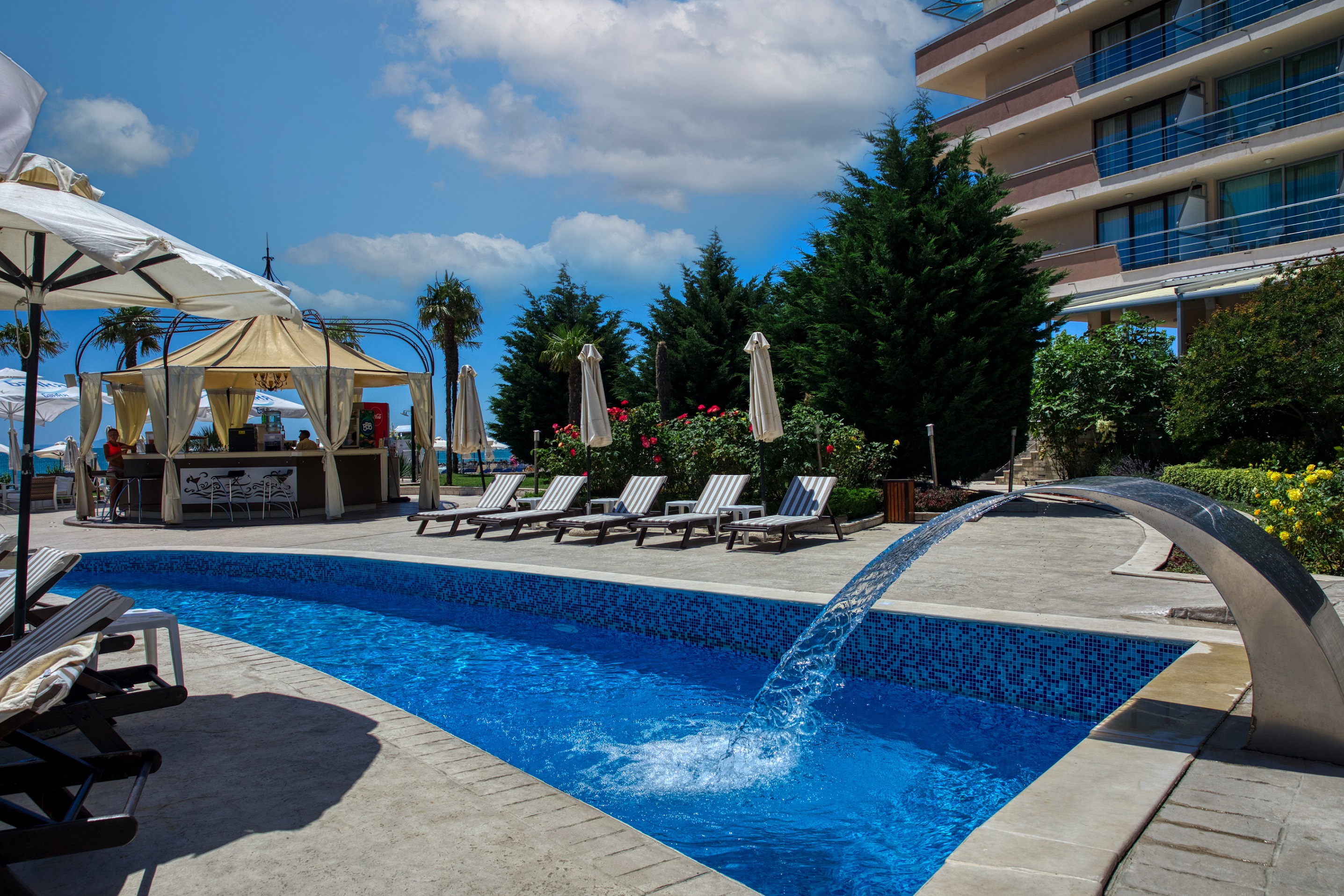 Hotel MPM Zornitza Sands & Spa-Bazen.jpg
