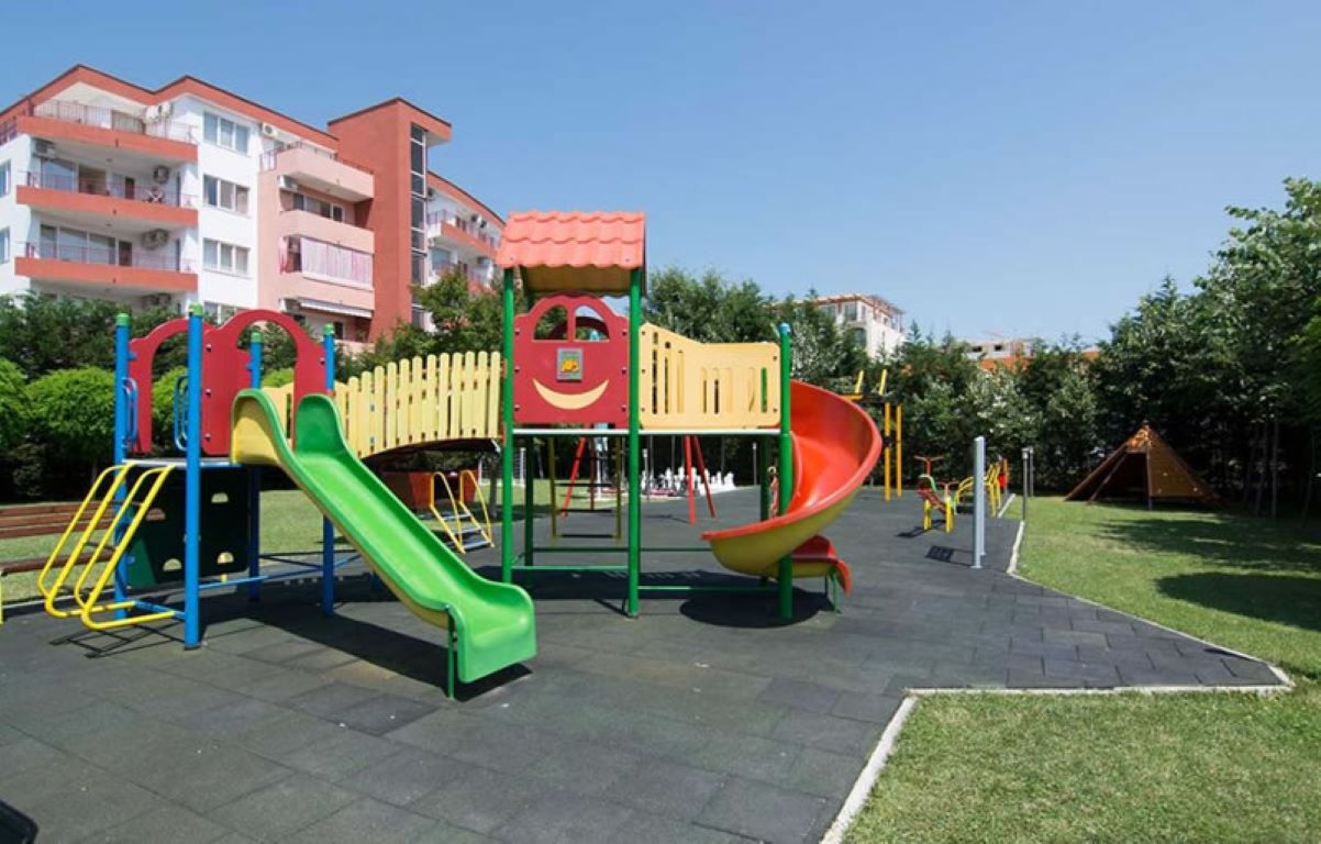 MPM Hotel Zornitza Sands & Spa-Igraliste.jpg