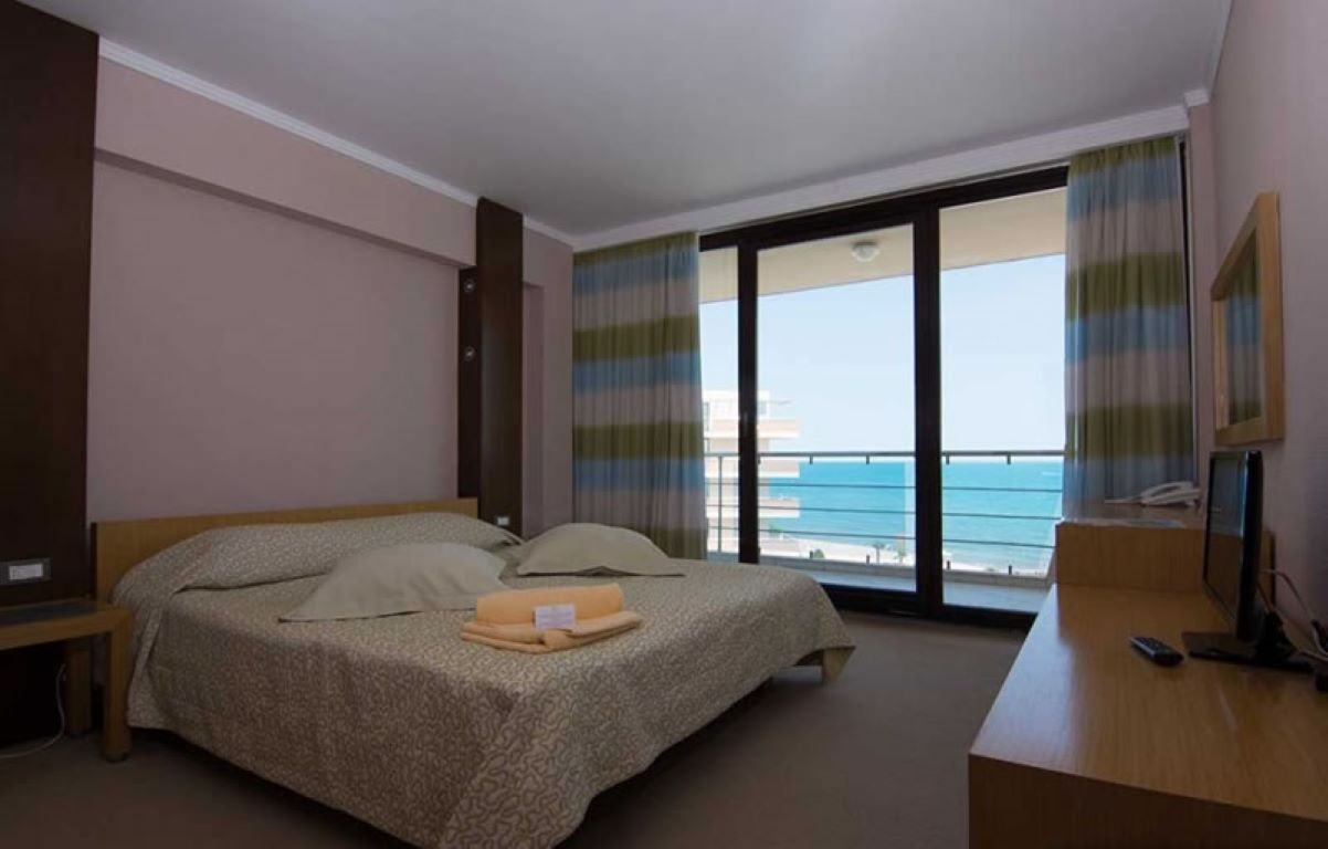 MPm Hotel Zornitza Sands & Spa-Standardna soba.jpg