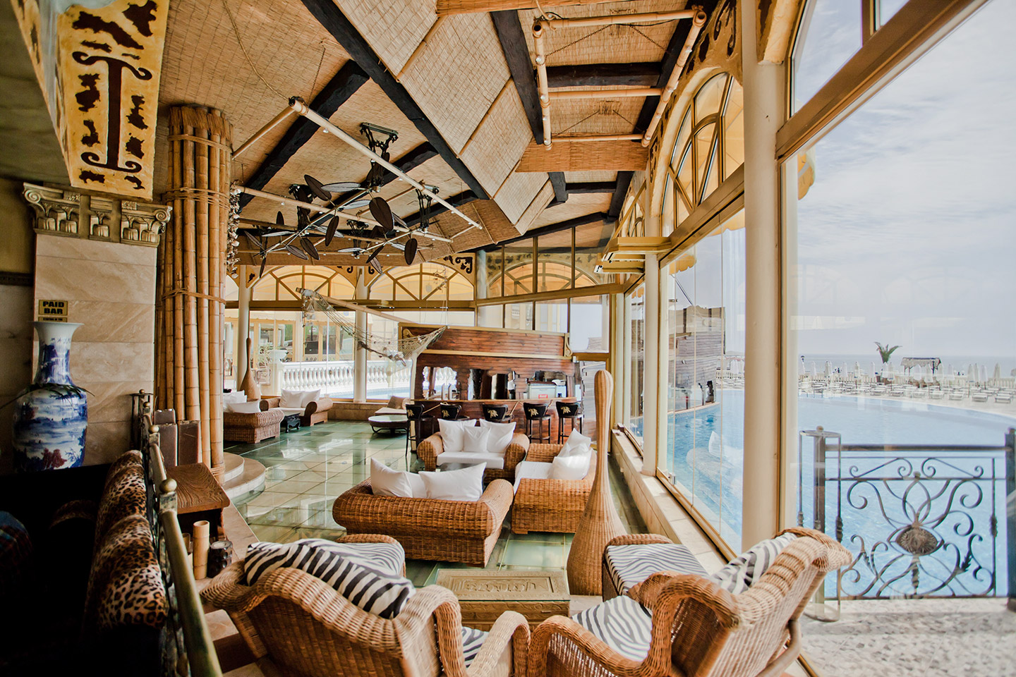 Hotel Imperial Palace-Safari bar.png