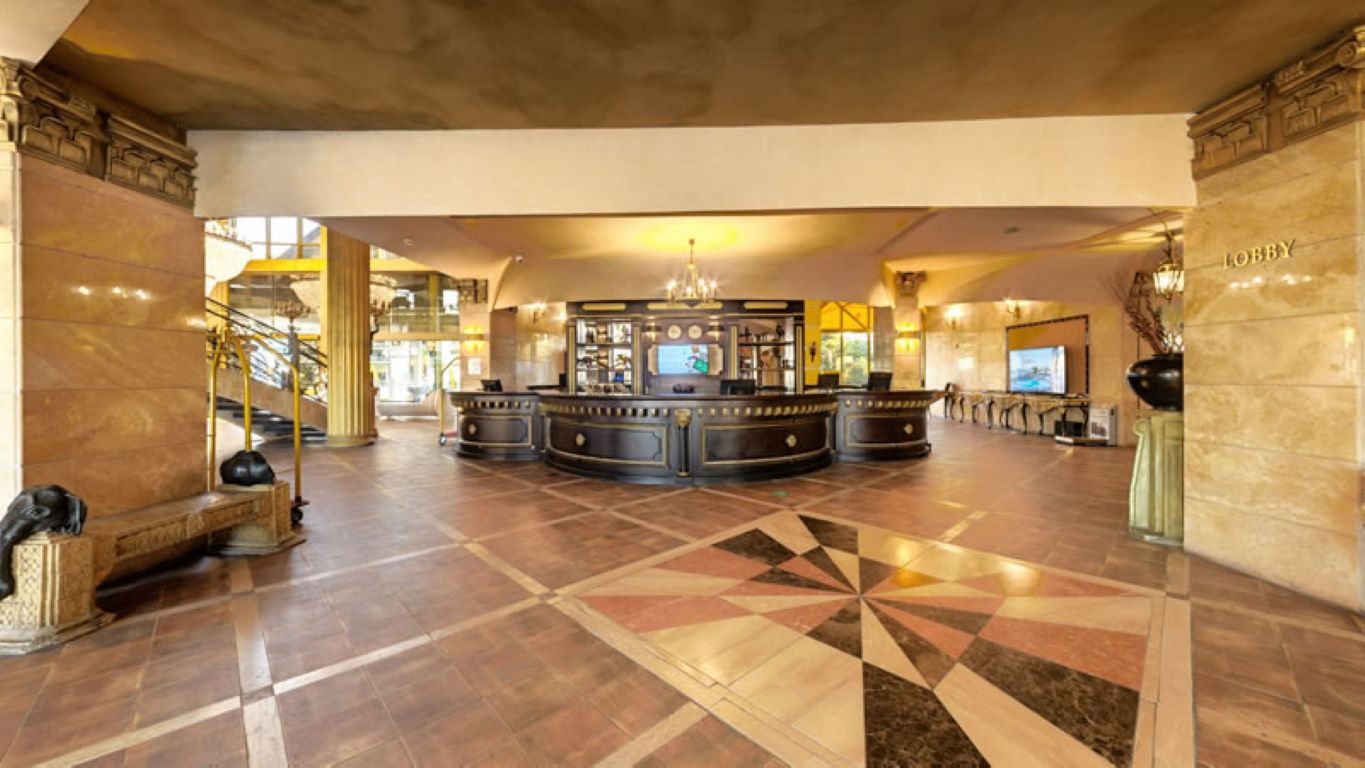 Imperila Palace-Lobby.jpg