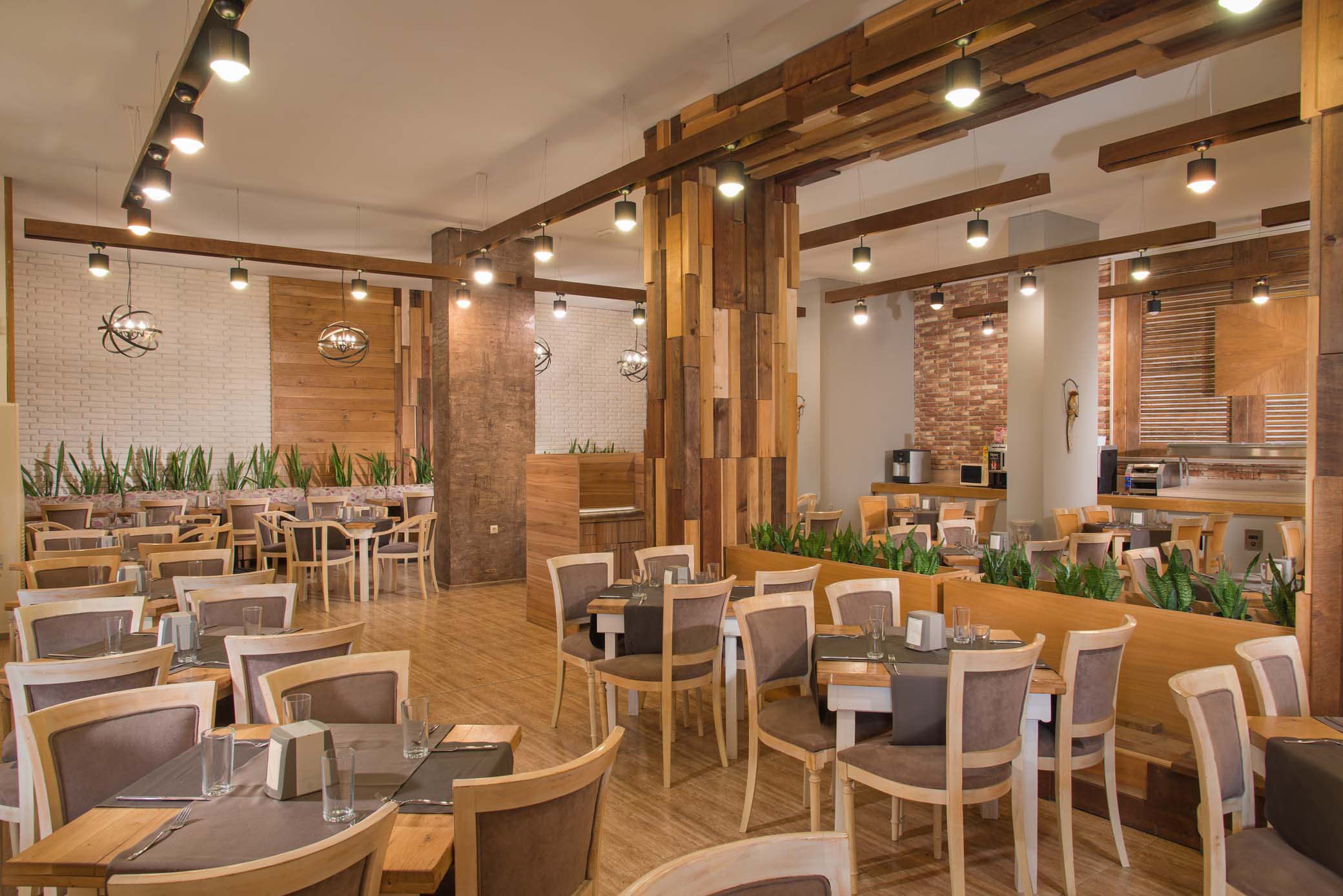 Hotel Alba-Restoran.jpg