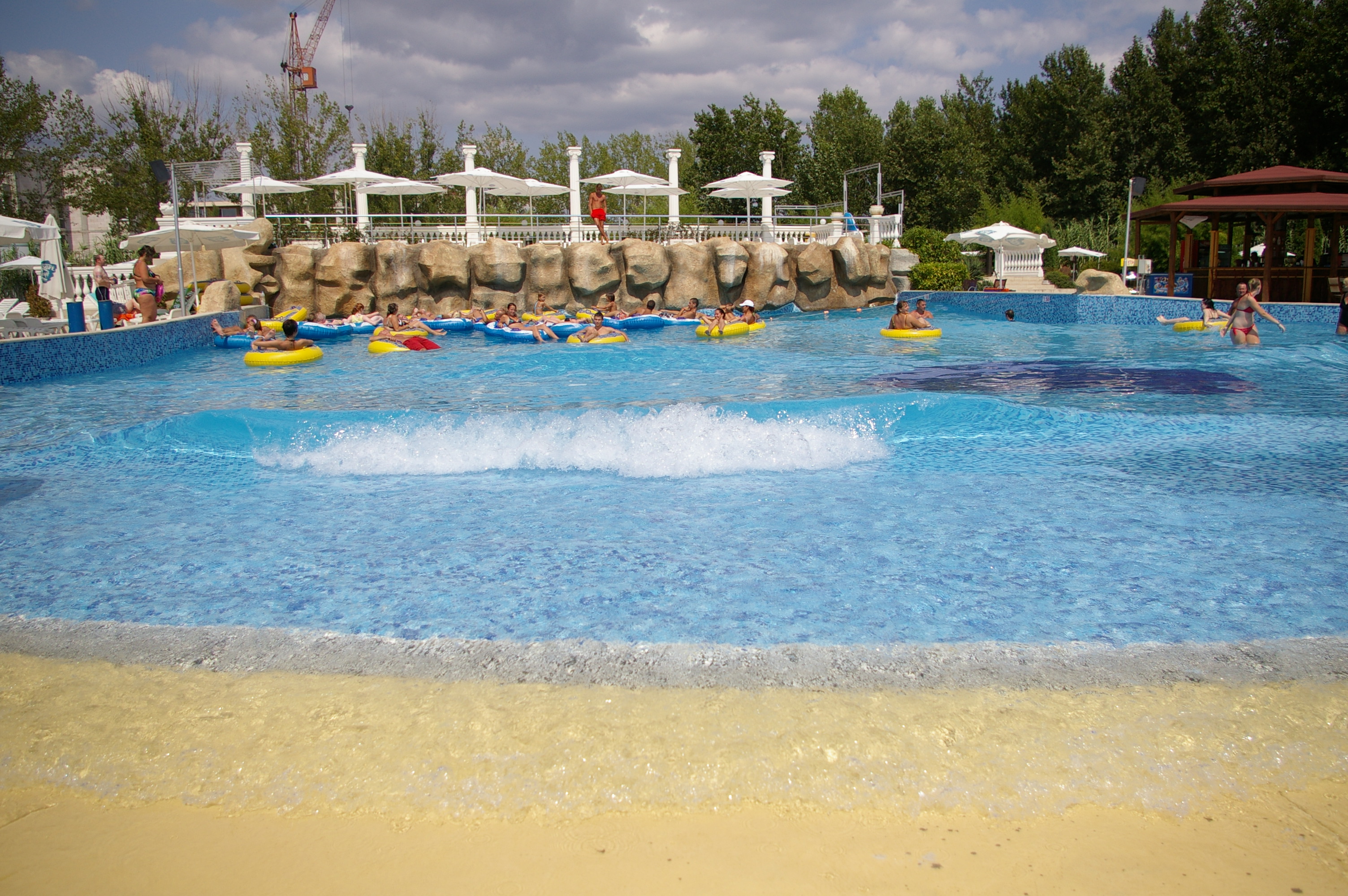 Aqua Nevis-Action aquapark.jpg