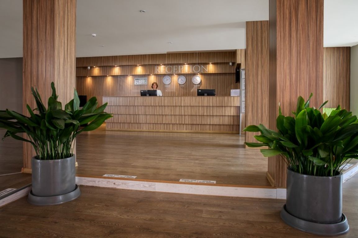 Asteria Family Sunny Beach Hotel-Recepcija.jpg