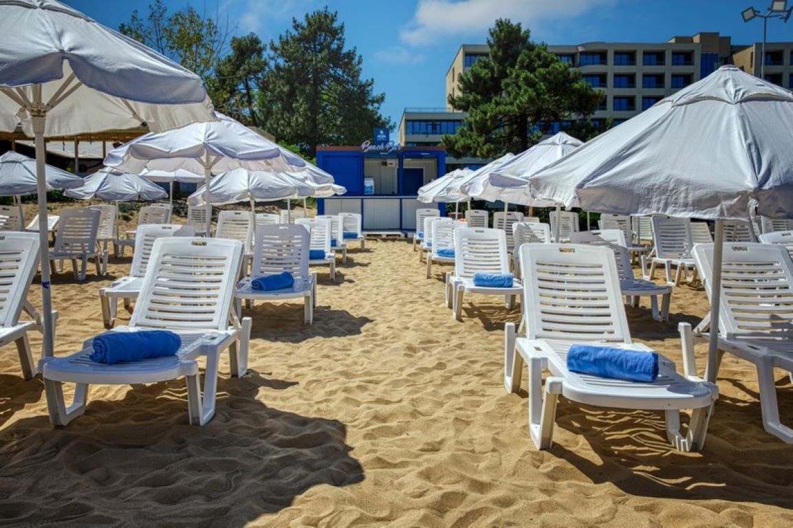 Asteria Family Sunny Beach-Plaza.jpg