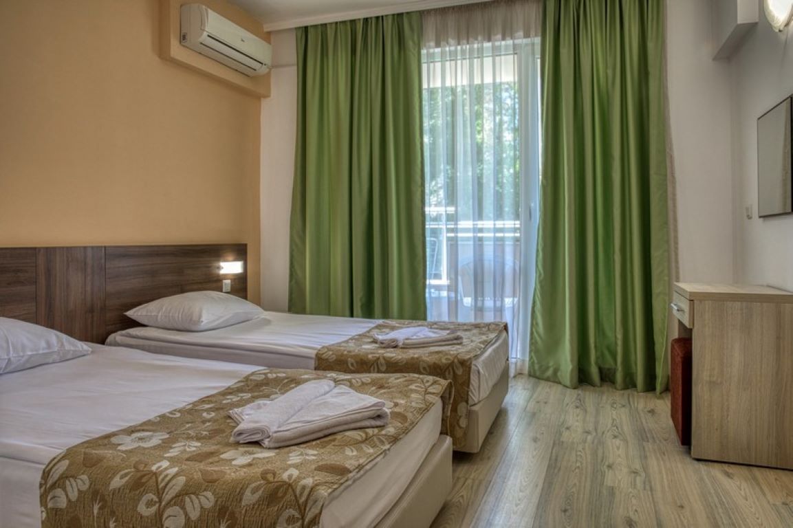 Asteria Family Sunny Beach-Suite.jpg