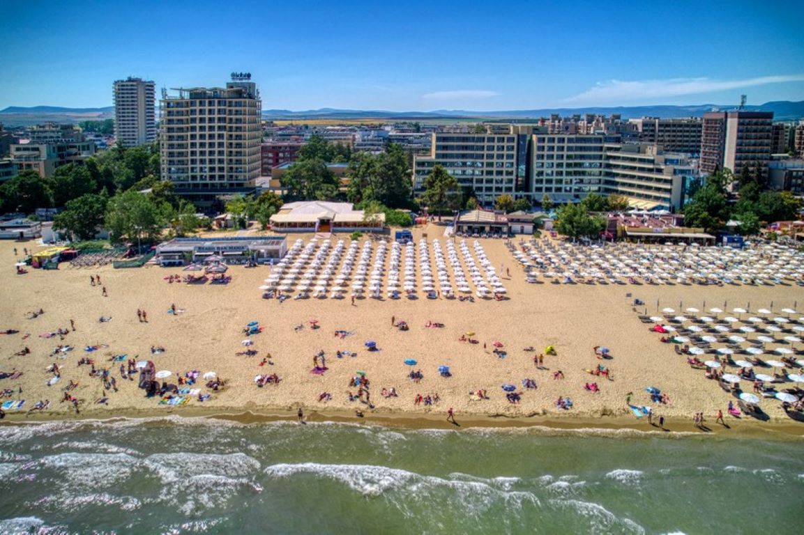 Hotel Asteria Family Sunny Beach-Pogled na hotel.jpg
