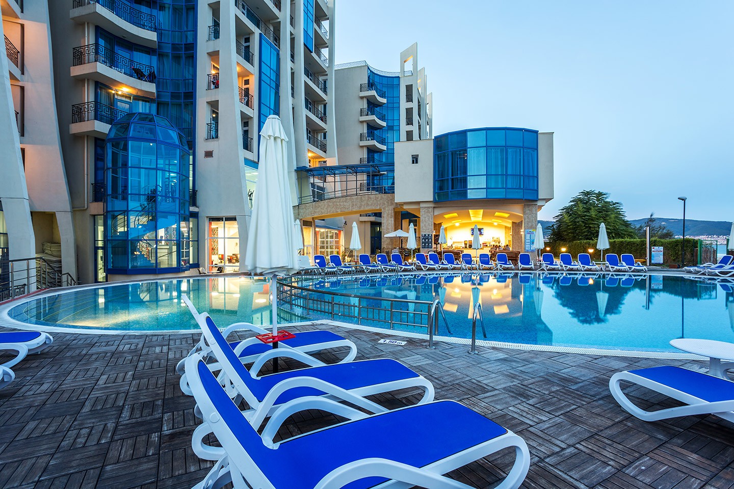 Blue Pearl Hotel-bazen.jpg