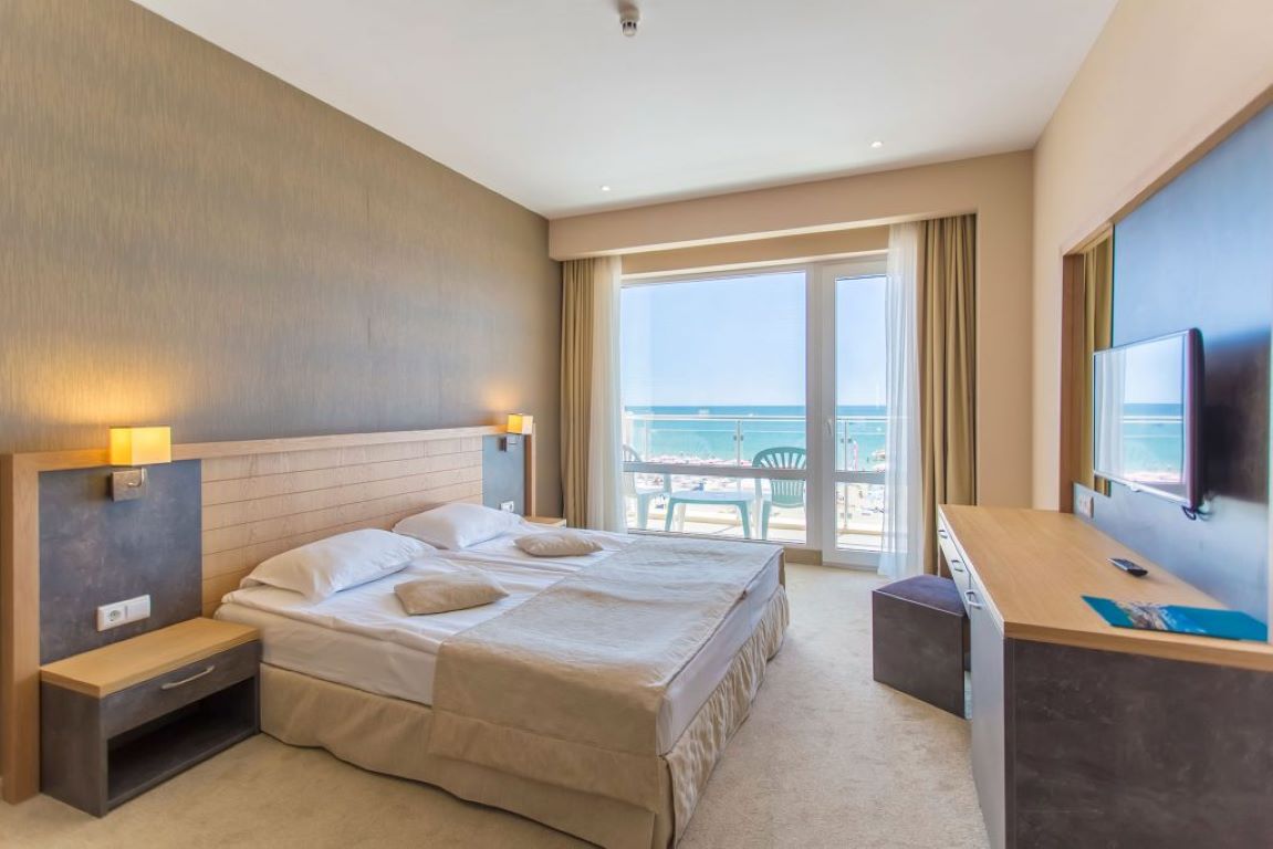 Evrika Beach CLub Hotel-Apartman premium.jpg