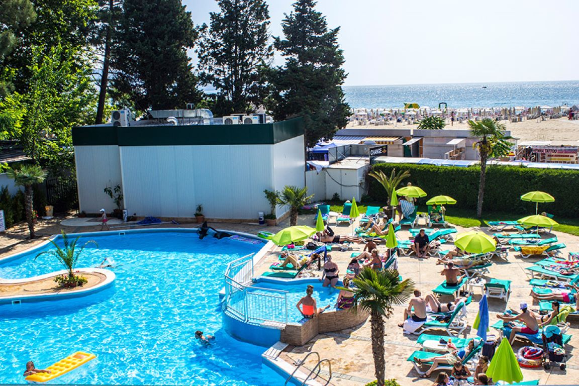 Grand Sunny Beach Hotel-Bazen.jpg