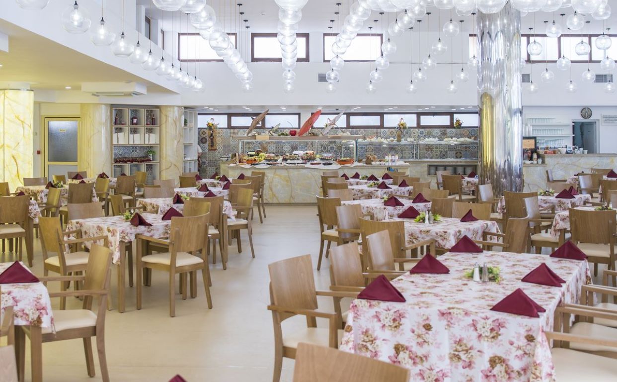 Hotel Grand Sunny Beach-Restoran.jpg