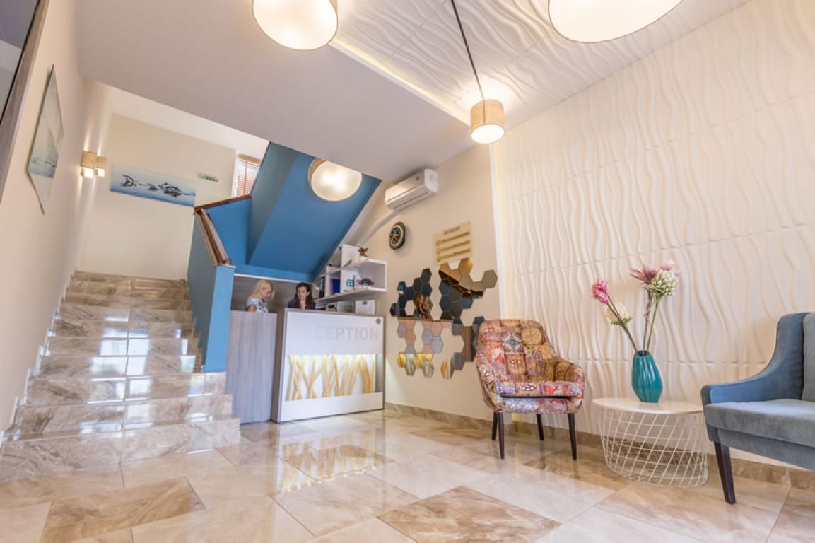 Boulevard Boutique Hotel-Recepcija.jpg