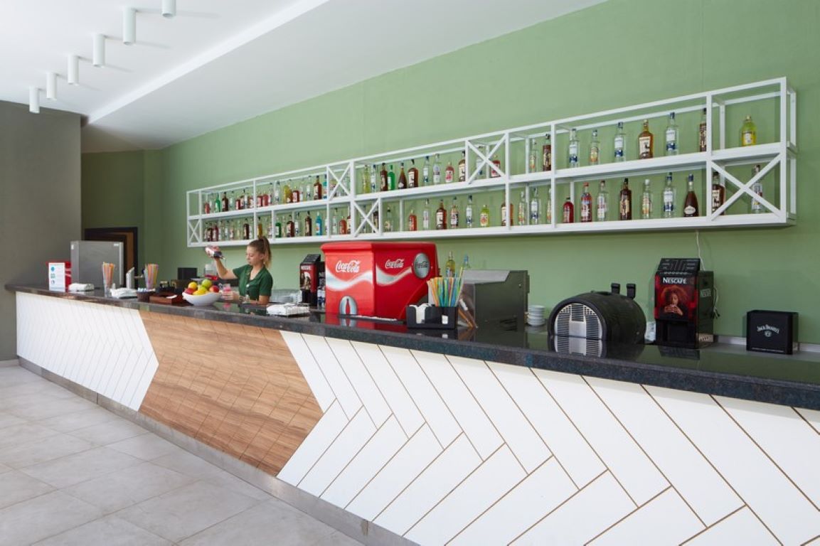 Marvel-Bar Marvel.jpg