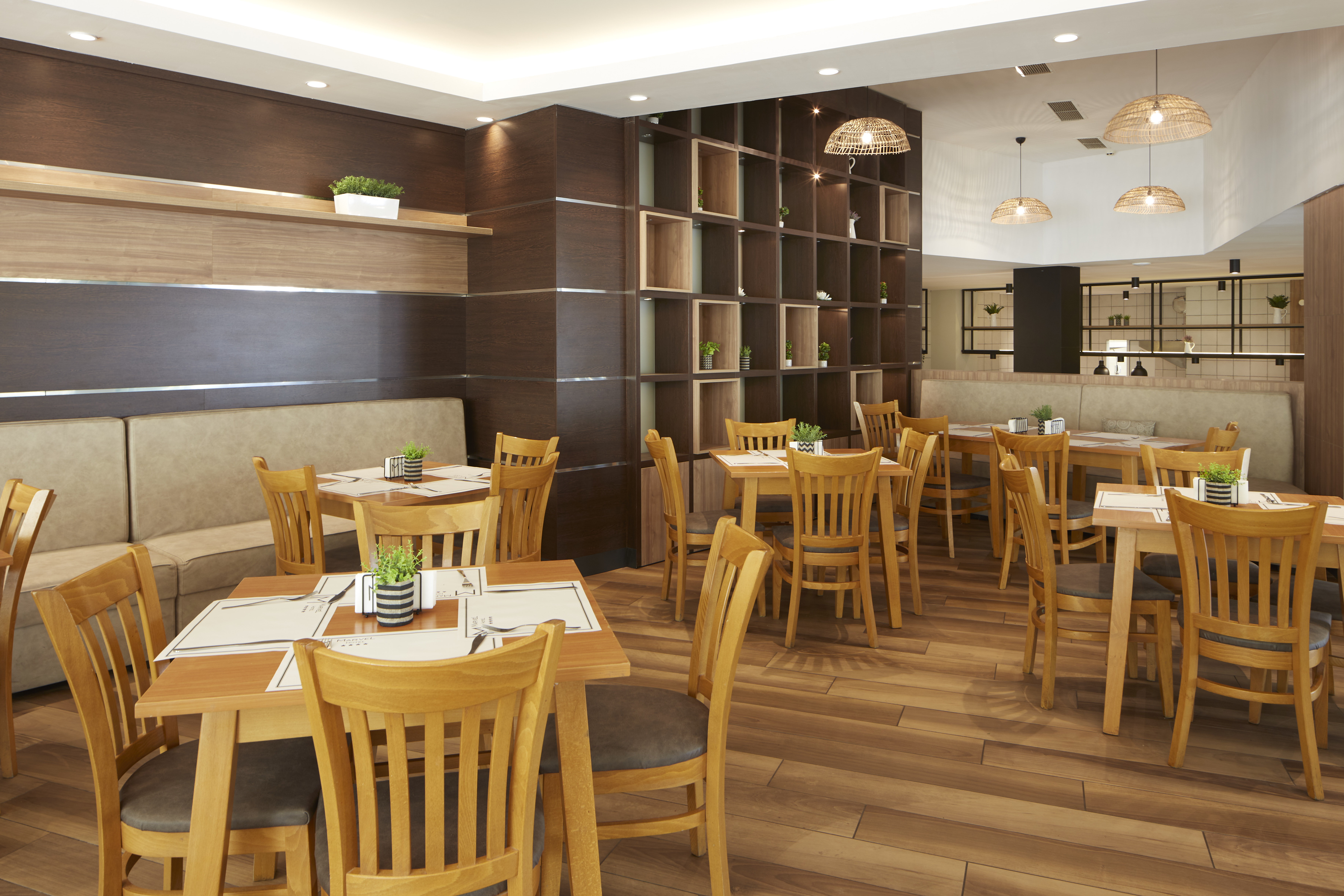  Hotel Marvel restoran Bendida